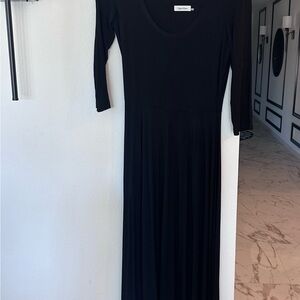 Calvin Klein Elegant Black Long Sleeve Dress